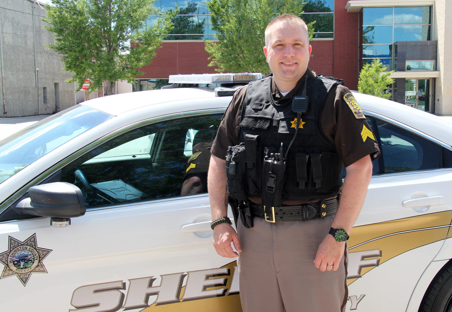 deputy-quits-over-wyoming-sheriff-s-ban-on-western-attire-masslive