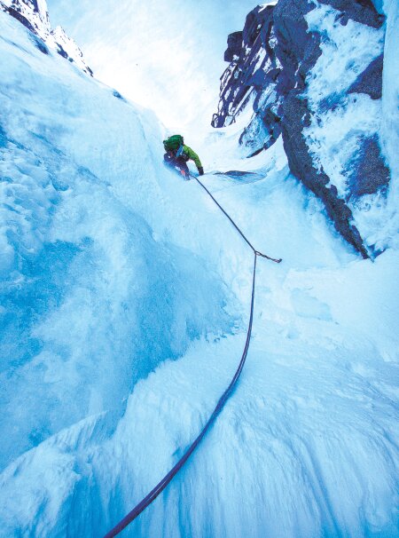 Chuck Foster leads a winter ascent of the NW couloir of Eldorado Peak. Jason Griffith photo.