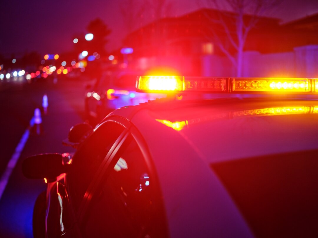 Two-vehicle crash injures Brookings, Bruce residents