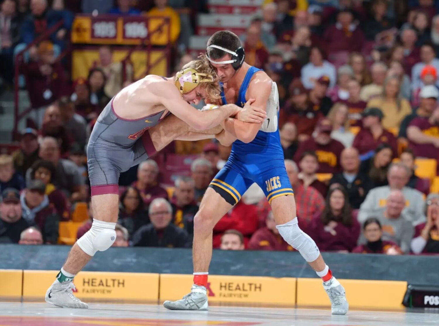Jackrabbits upset No. 7 Minnesota on the mat