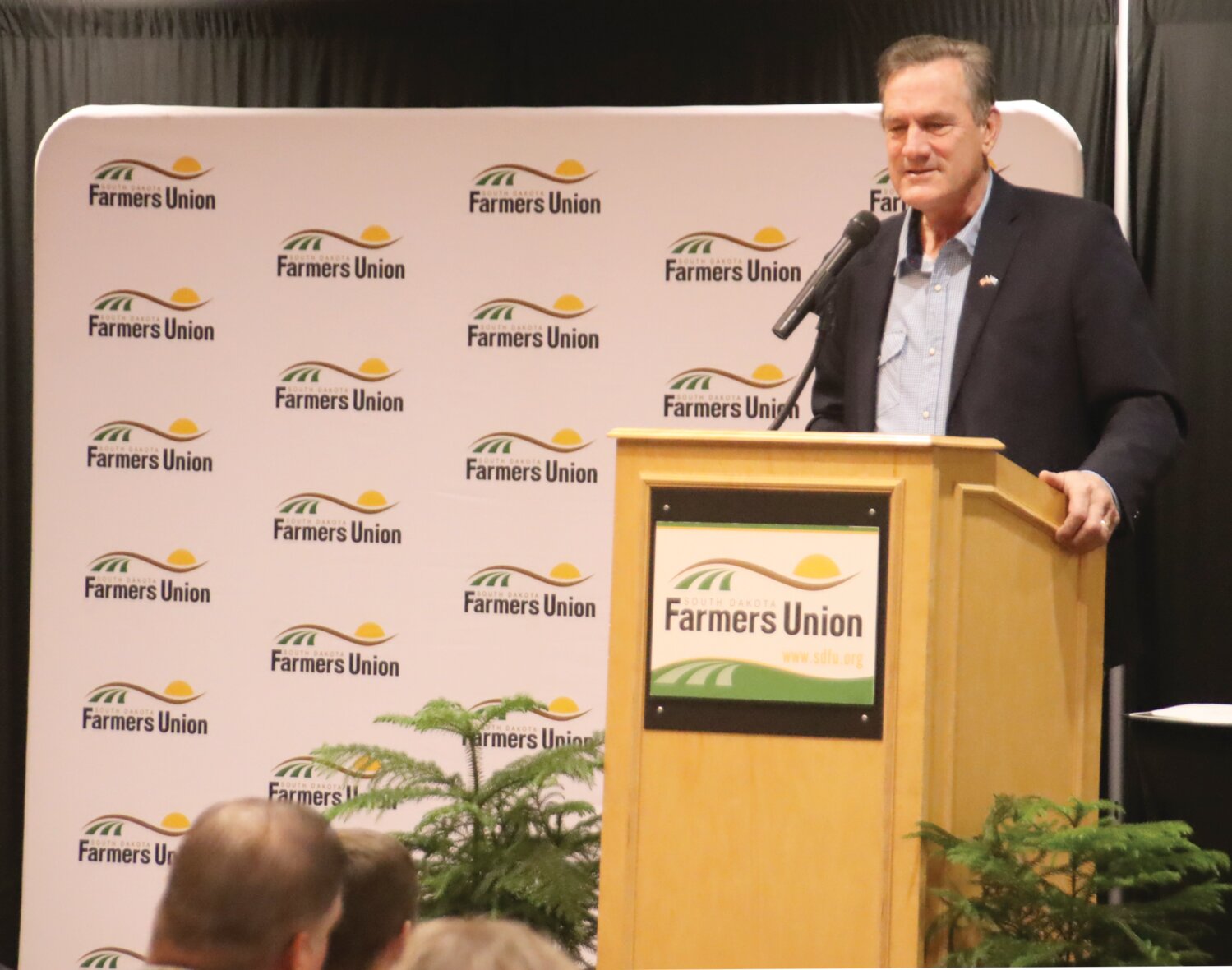 Governor Rhoden tells crowd in Huron that he will continue to fight for South Dakota farmers and ranchers