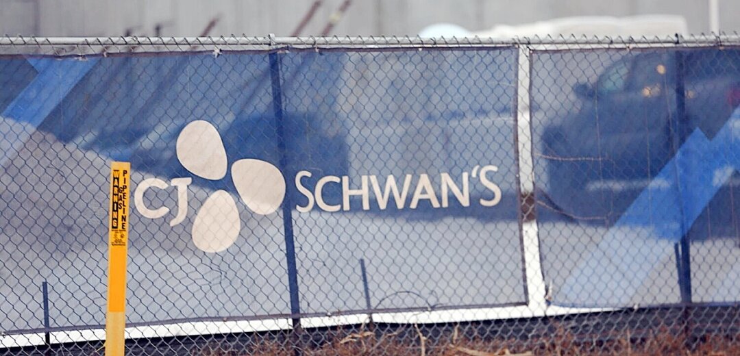 Former South Dakota official lands job with firm that received millions in aid