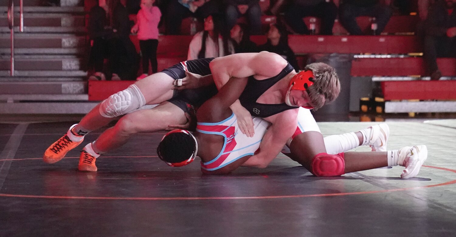 Sioux Falls Lincoln, Brookings earn wins against Tigers