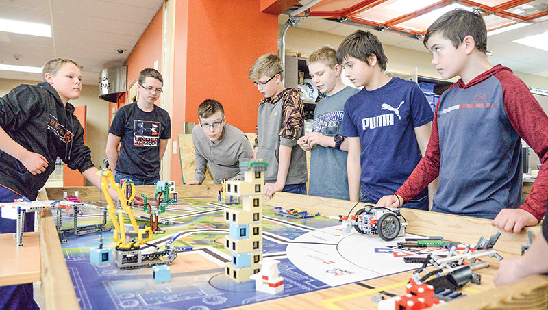 Powell Middle School robotics team going to world competition - Powell Tribune