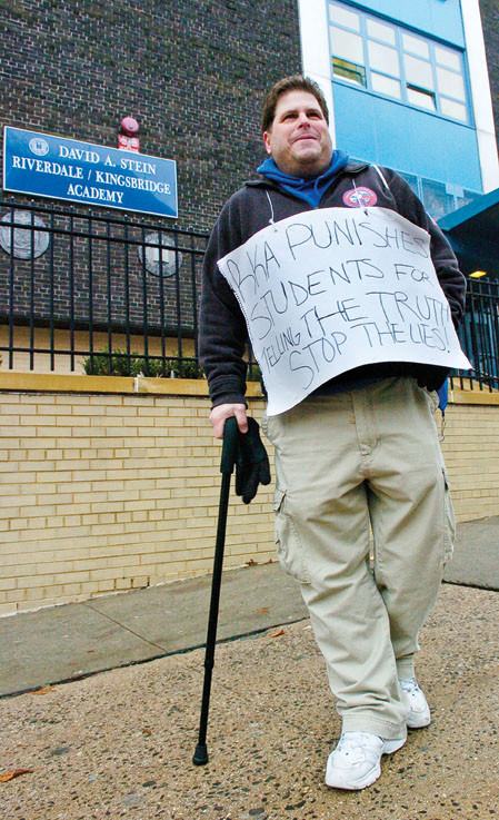 In 2007, Steven Yagoda, a parent of a Riverdale/Kingsbridge Academy student at the time, picketed outside the school to protest the suspension of his seventh-grade son, Abraham.