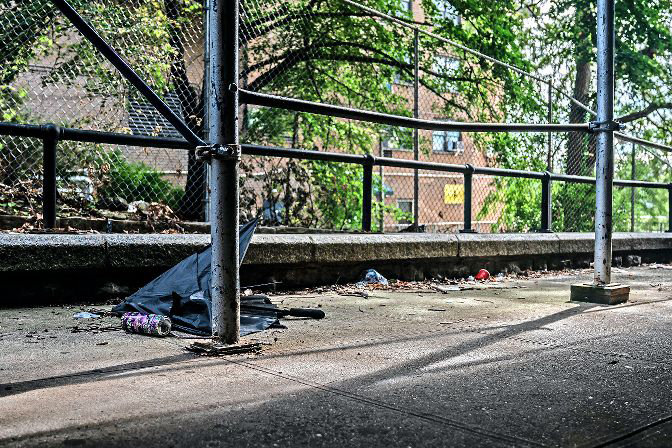 neighbors call ol’ sidewalk shed an eyesore the