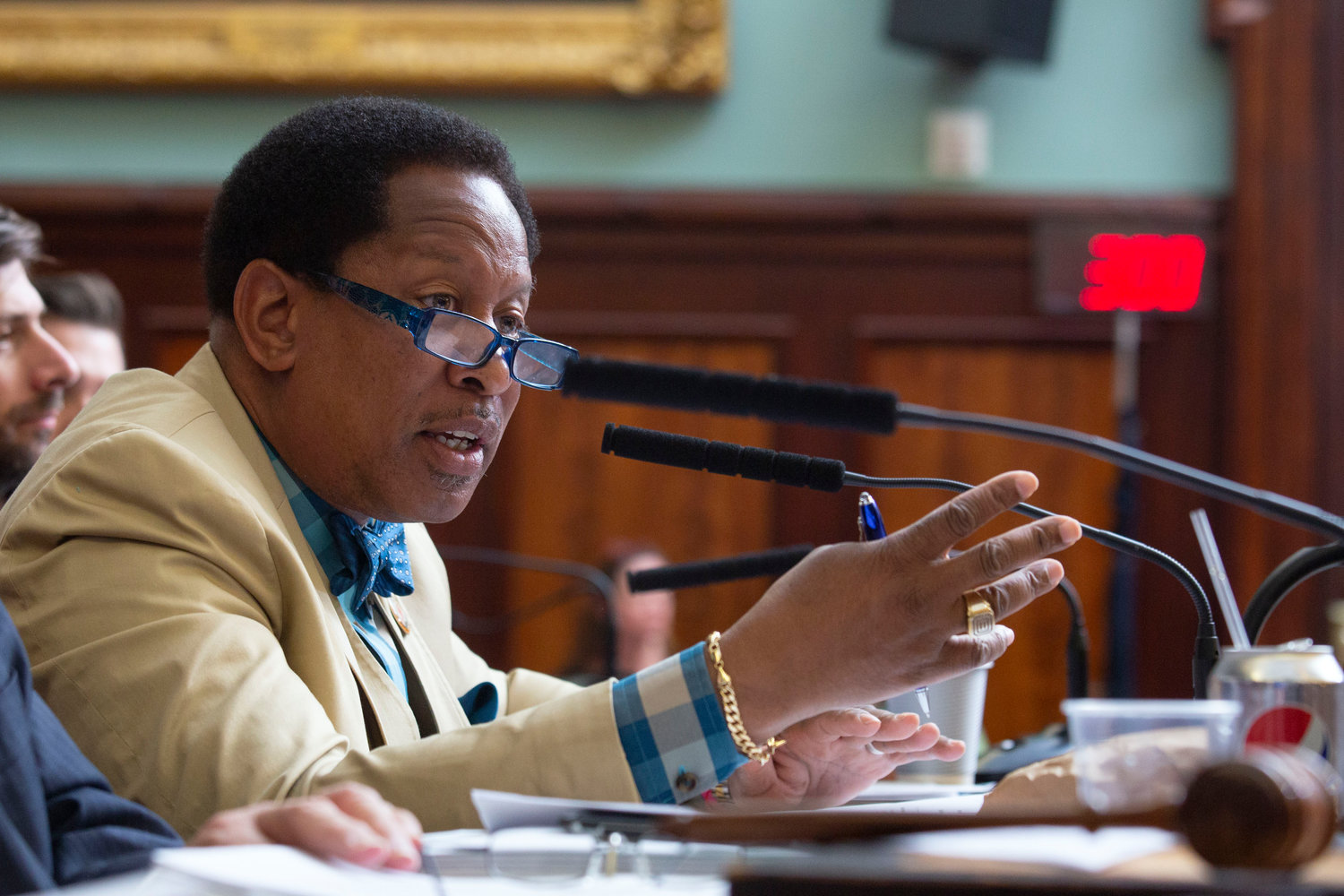 Andy King, who formerly represented parts of the east Bronx on the city council, was expelled by his colleagues last week after an investigation report by the council’s ethics committee were released. The expulsion was the first since at least the mid-1980s.
