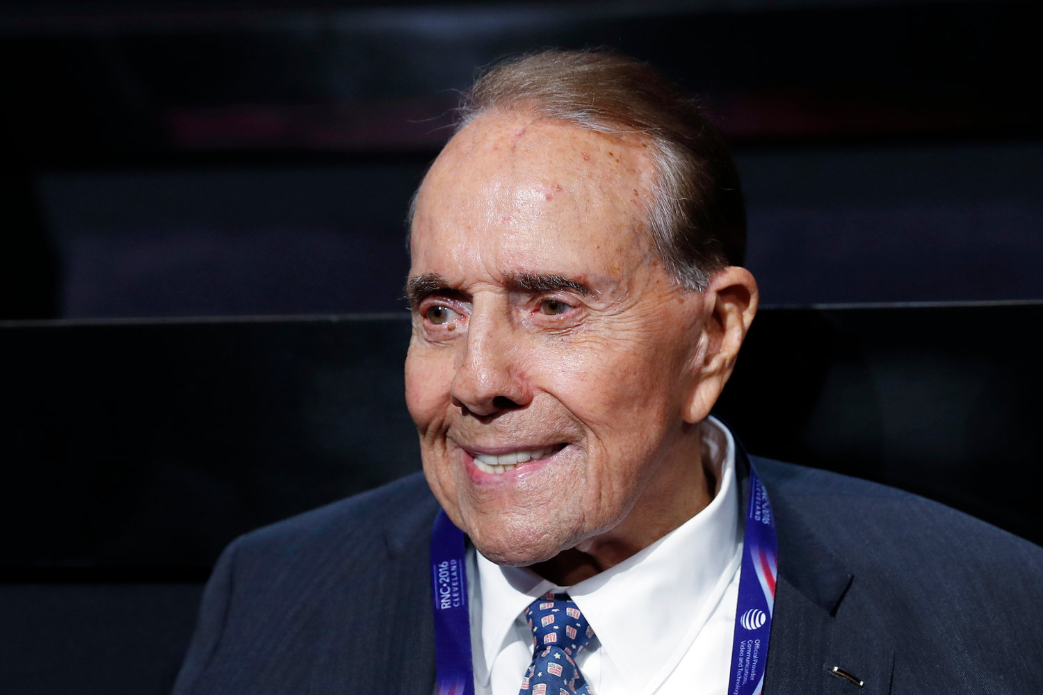 Bob Dole says he's been diagnosed with Stage 4 lung cancer | Rome Daily Sentinel