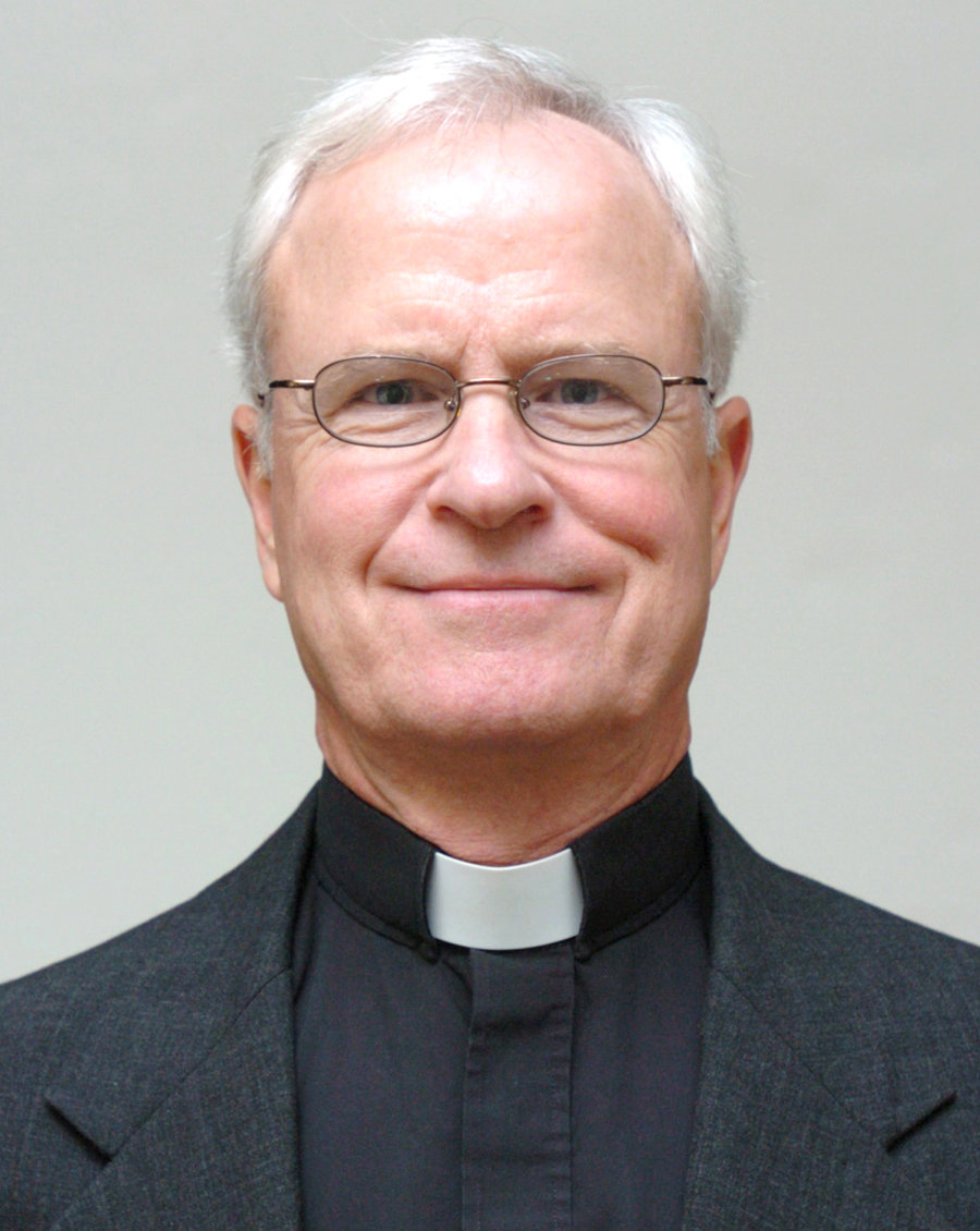 Rev. Robert Kelly