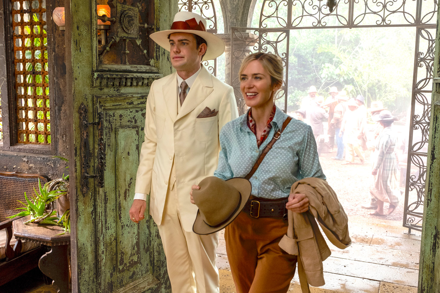 Jack Whitehall is Macgregor and Emily Blunt is Lily in Disney’s JUNGLE CRUISE. Photo by Frank Masi. © 2021 Disney Enterprises, Inc. All Rights Reserved.