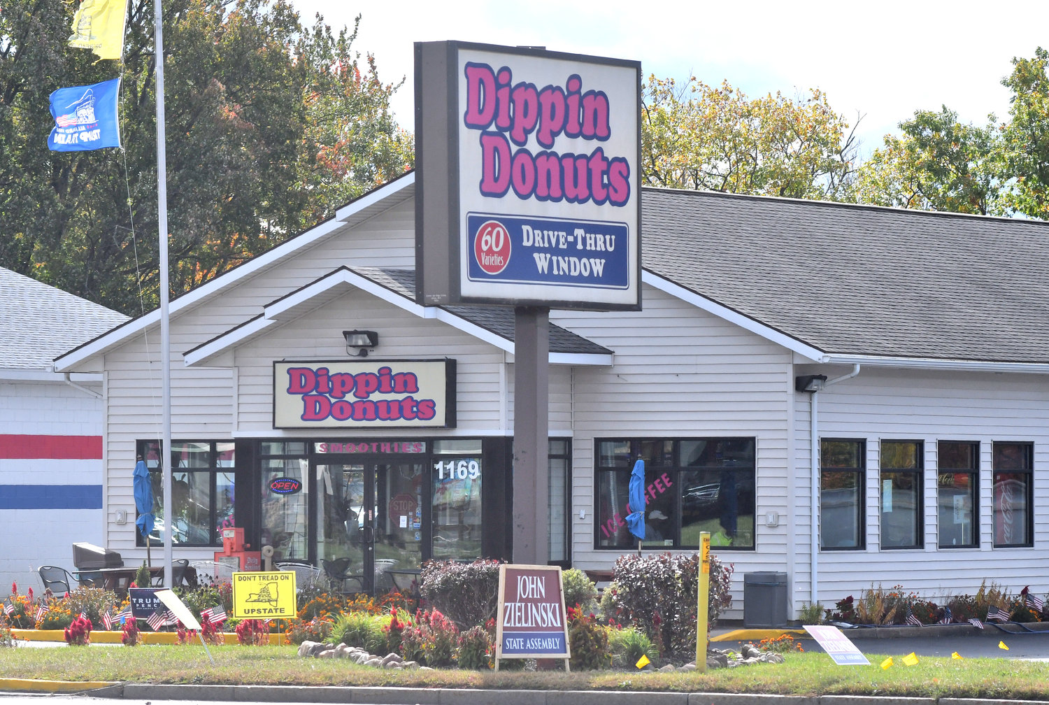 SKIMMING AT DIPPIN? — Prosecutors claim between 2013 and 2017, three members of the Zourdos family, owners of Dippin Donuts including the Erie Boulevard West store shown above in this file photo, concealed more than $1 million in cash sales to avoid paying taxes on it. Jury selection begin in Federal Court in Utica on Monday in the case.
