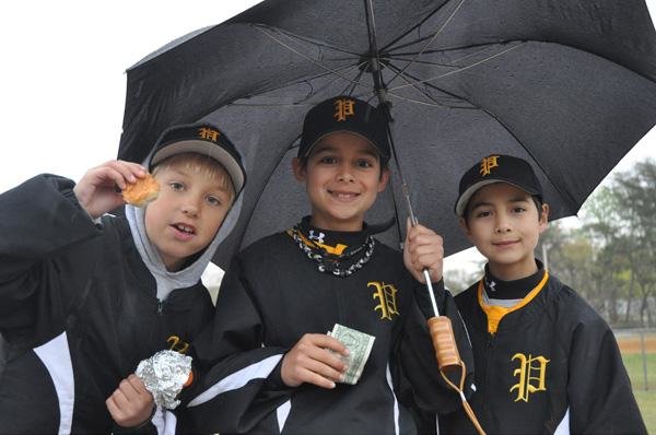 Pasadena Baseball Celebrates Opening Day Despite Dreary ...