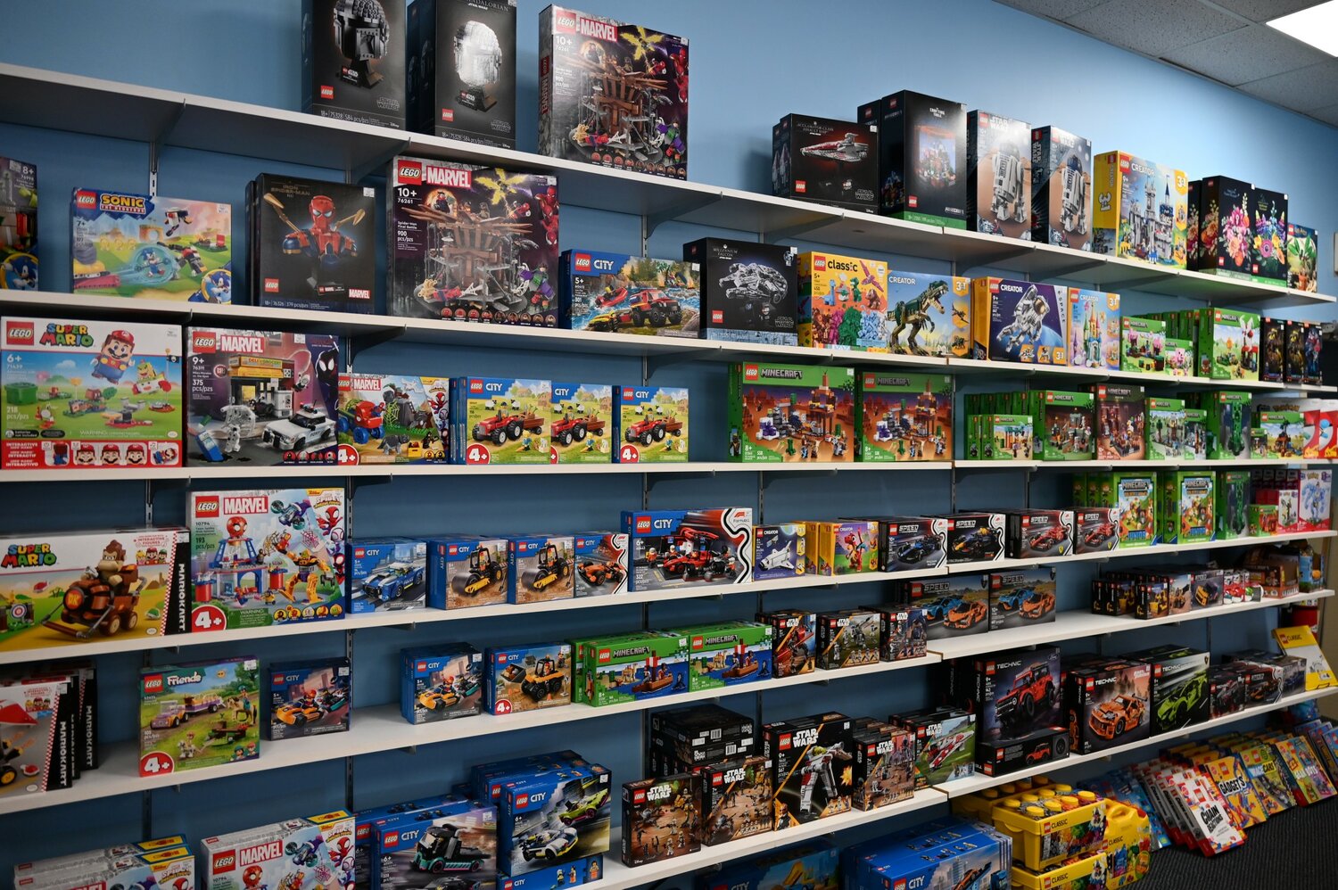 Keep Your Dollars Local While Spreading Cheer This Year